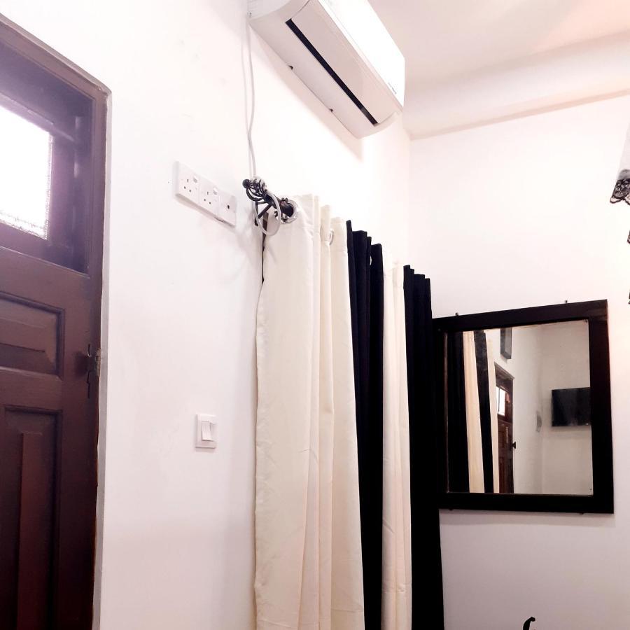 Dihini Villa أونا واتونا المظهر الخارجي الصورة
