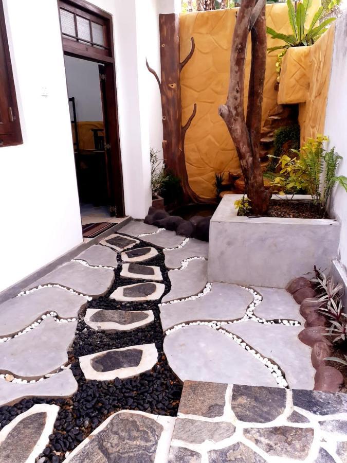 Dihini Villa أونا واتونا المظهر الخارجي الصورة