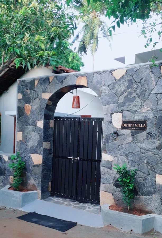 Dihini Villa أونا واتونا المظهر الخارجي الصورة